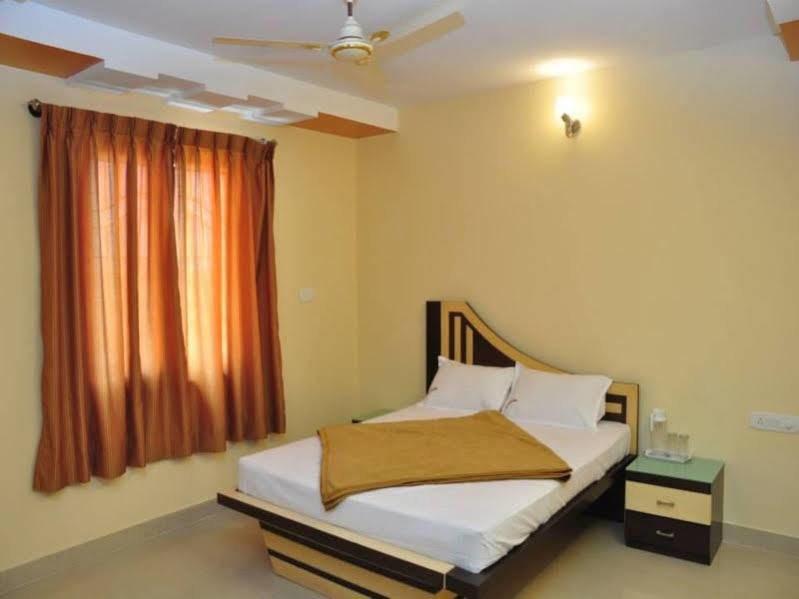 7 Hills Inn Tirupati Dış mekan fotoğraf